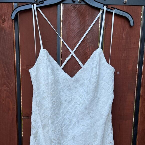 Revolve x Likely Sardo Lace Gown size 6 NEW - Picture 6 of 11